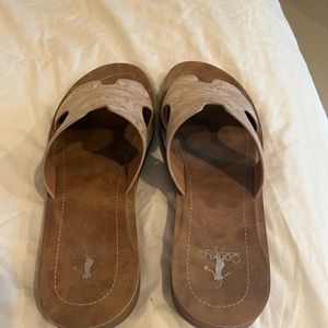 boutique sandals